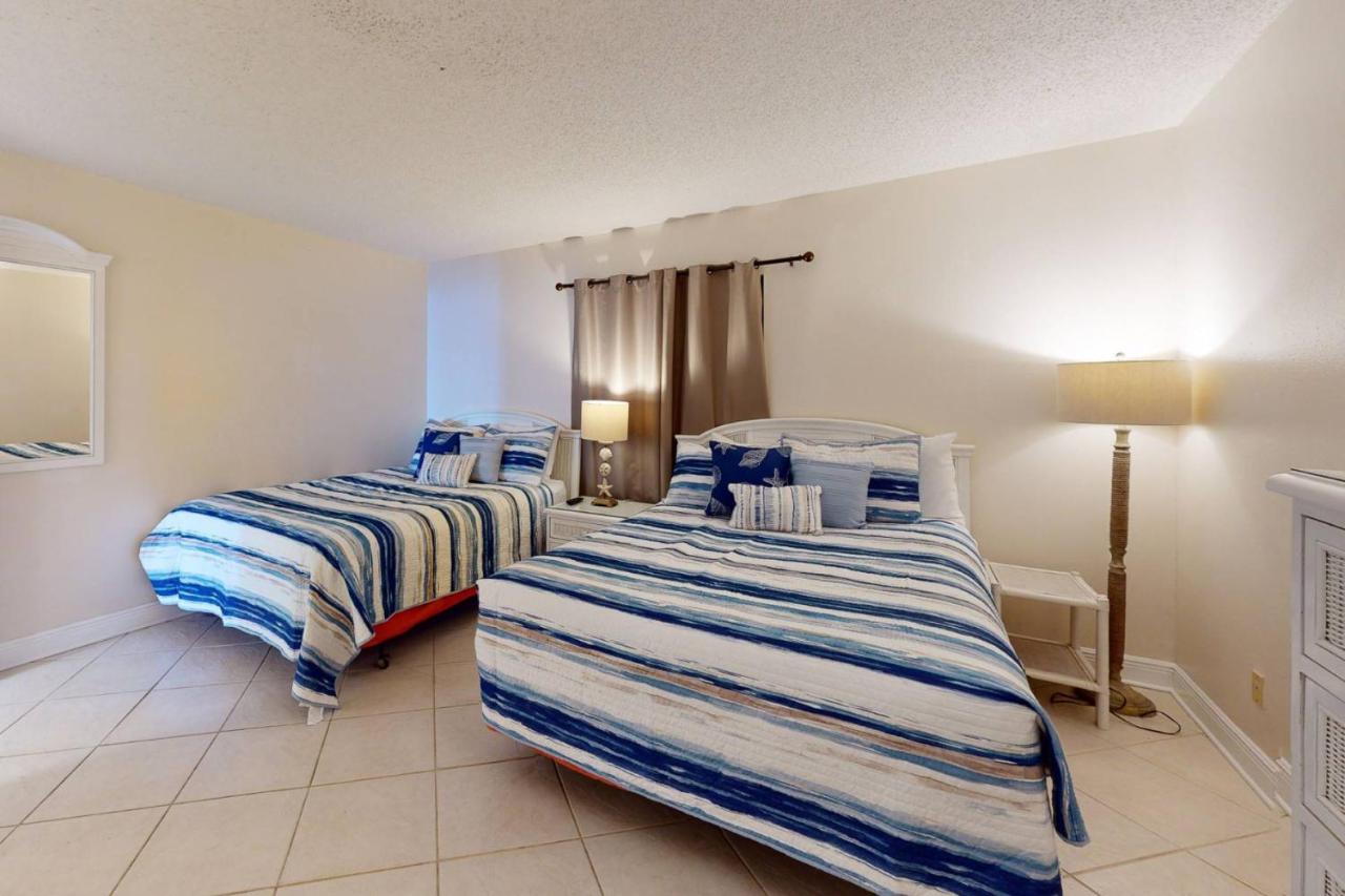 402 - Sandy Shores St. Pete Beach Exterior foto